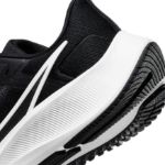 Image de NIKE AIR ZOOM PEGASUS 38 GS  3.5Y US - 35 1/2 Noir