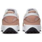 Image de WMNS NIKE WAFFLE DEBUT  8.5US - 40 Corail