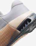 Image de W NIKE METCON 9  7.5US - 38 1/2 Blanc/beige