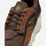 Image de NIKE AIR HUARACHE RUNNER  9US - 42 1/2 Brun
