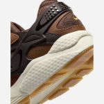 Image de NIKE AIR HUARACHE RUNNER  9US - 42 1/2 Brun