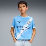 Image de MAILLOT HOME 25/26 MANCHESTER CITY ENFANT  128 (XS) Bleu ciel