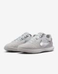 Image de NIKE STREETGATO  7.5US - 40 1/2 Blanc