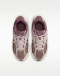 Image de NIKE V5 RNR (GS)  5Y US - 37 1/2 Mauve