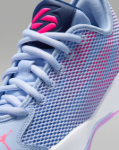Image de JORDAN LUKA 77 (GS)  5.5Y US - 38 Bleu ciel